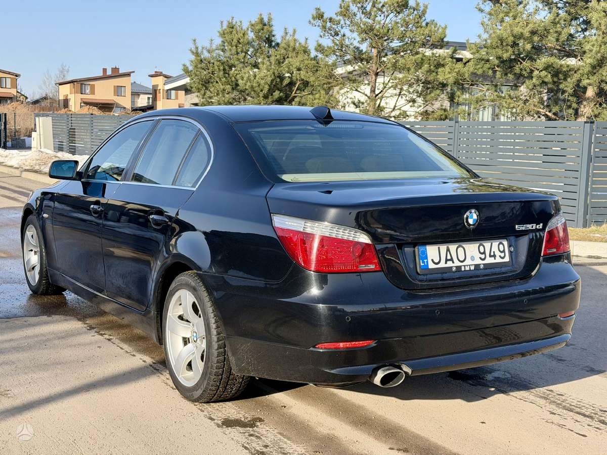 BMW 520, 2.0 l., Седан