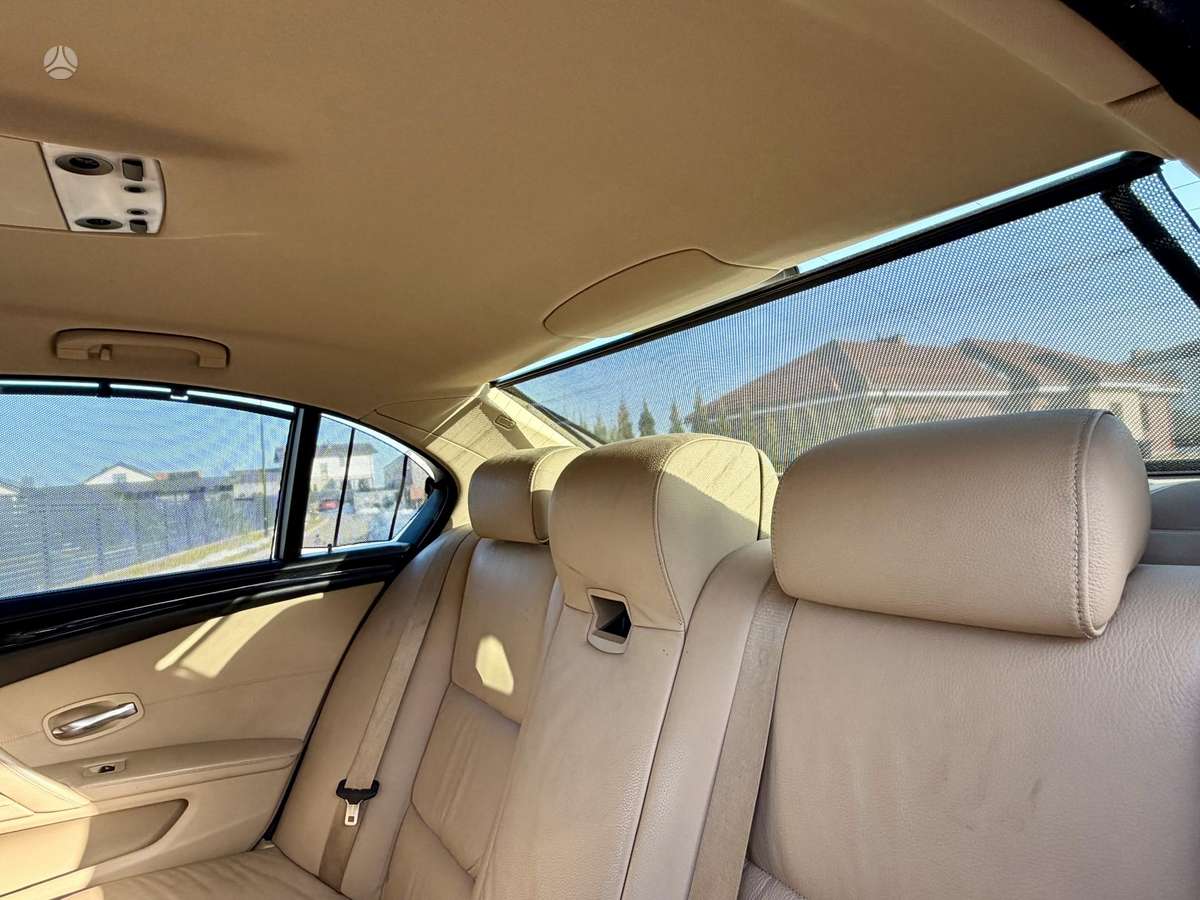 BMW 520, 2.0 l., Седан