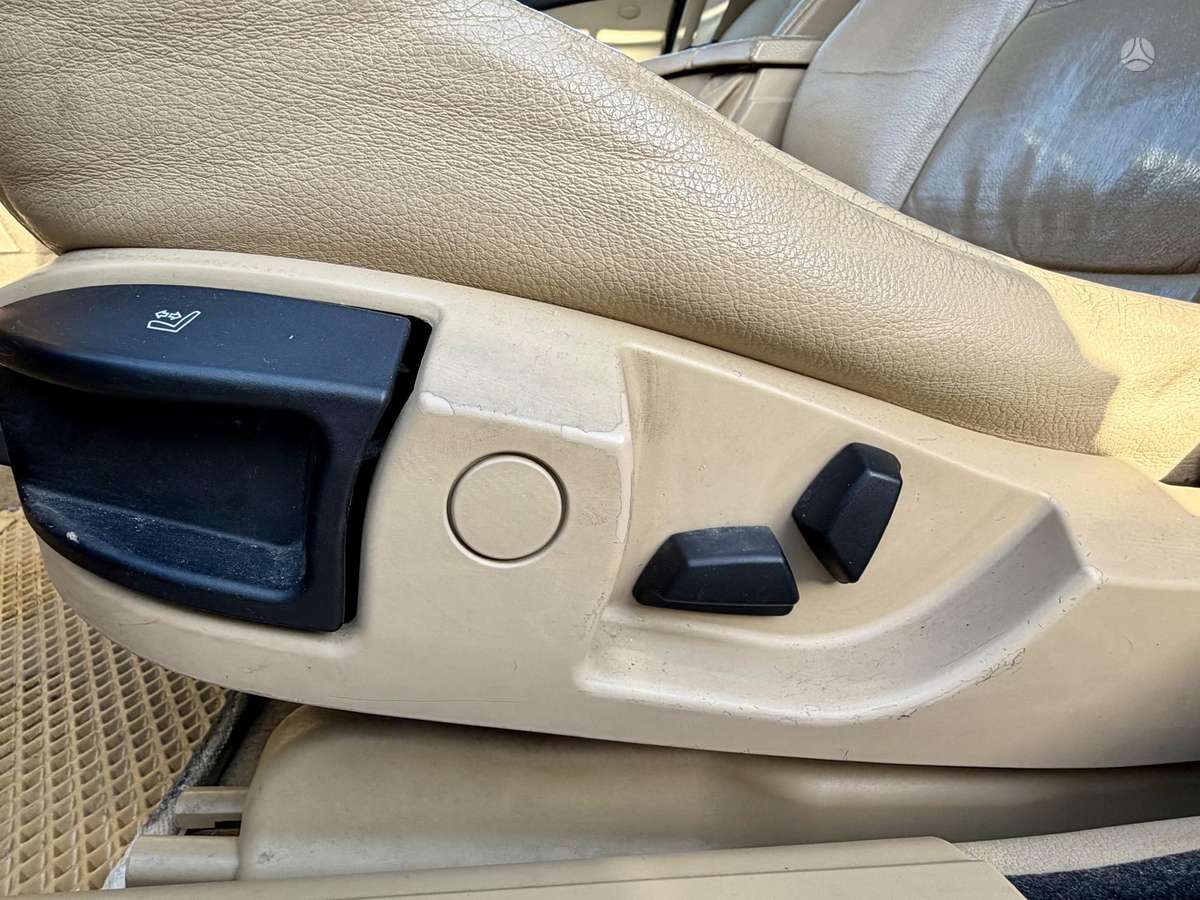 BMW 520, 2.0 l., Седан
