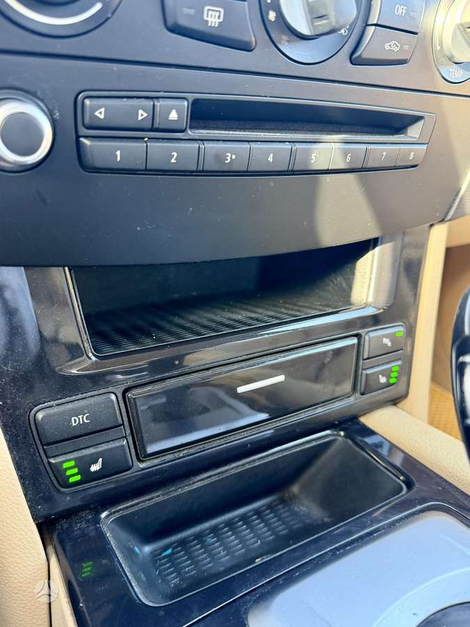 BMW 520, 2.0 l., Седан