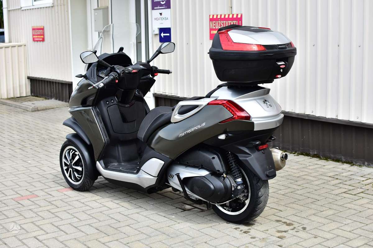 Peugeot Metropolis 400cc, trikes