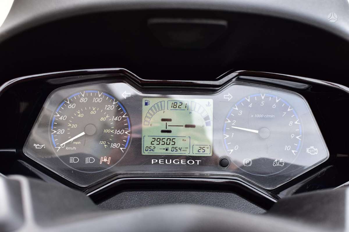Peugeot Metropolis 400cc, trikes