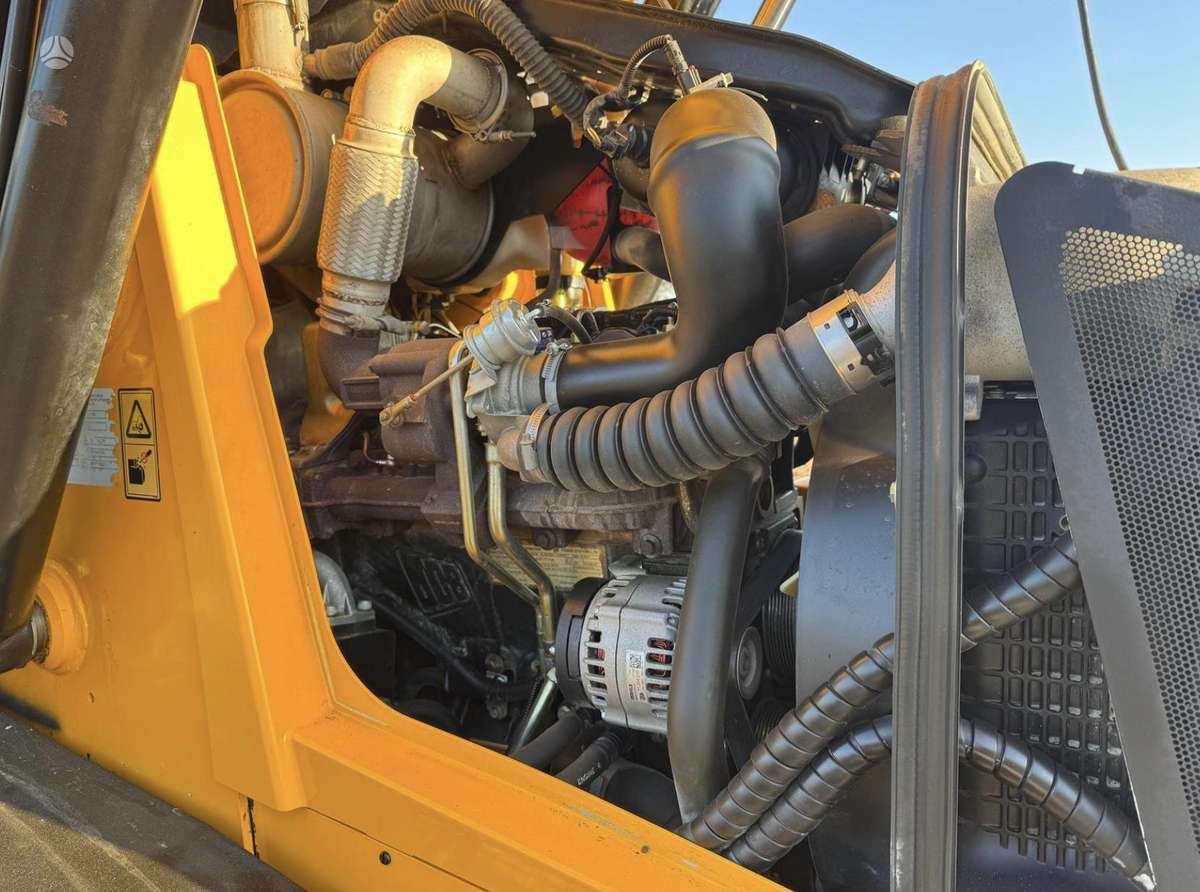 JCB 3CX, excavator loader