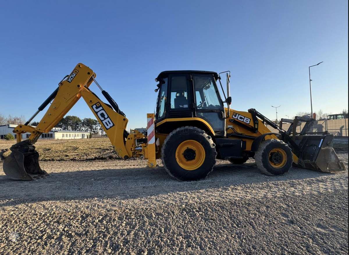 JCB 3CX, excavator loader