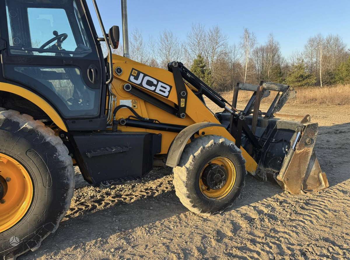 JCB 3CX, excavator loader