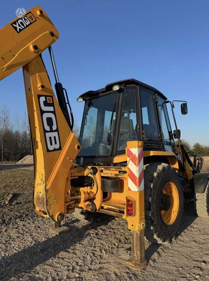 JCB 3CX, ekskavatoriniai krautuvai