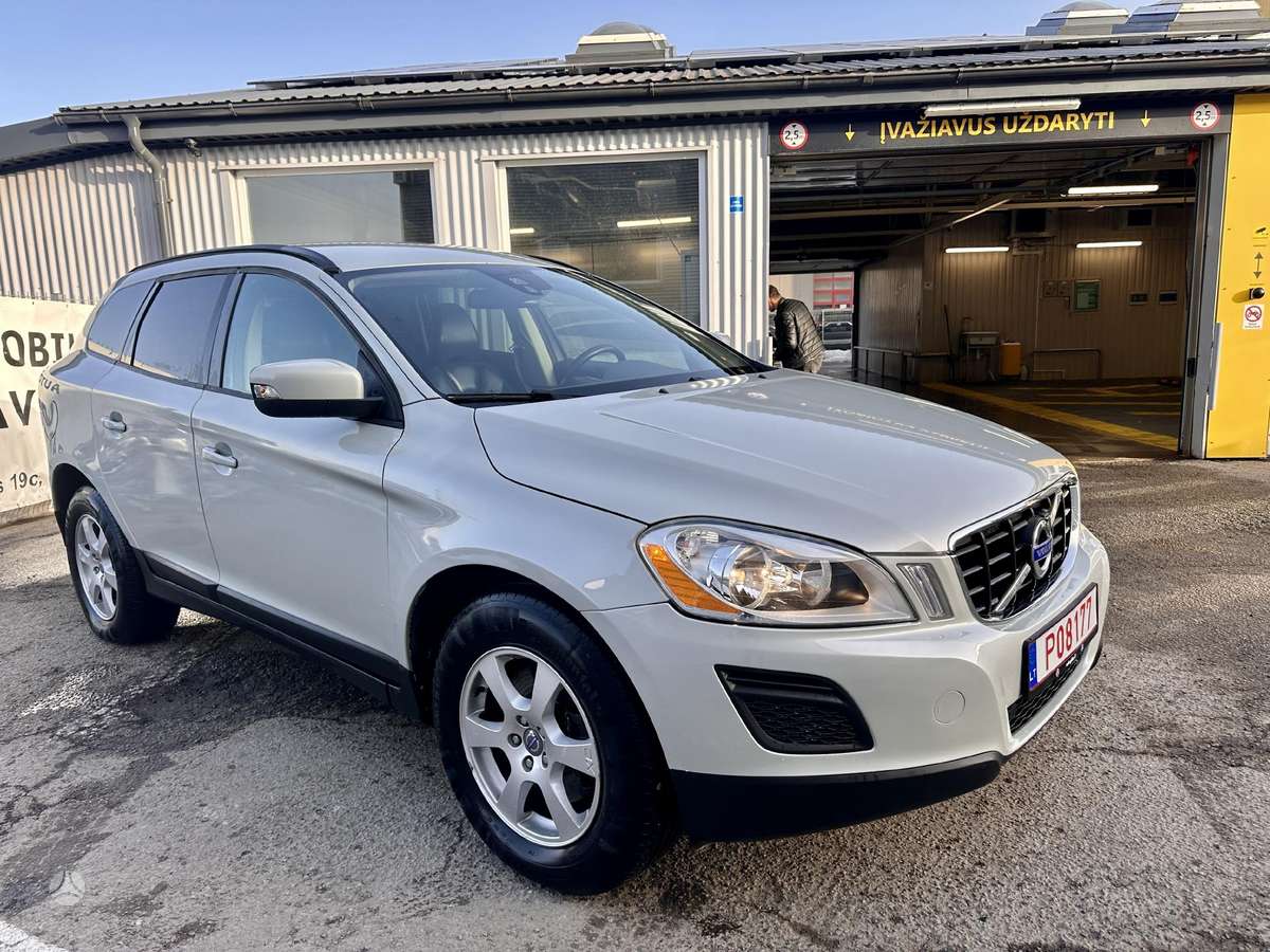 Volvo XC60 - 2