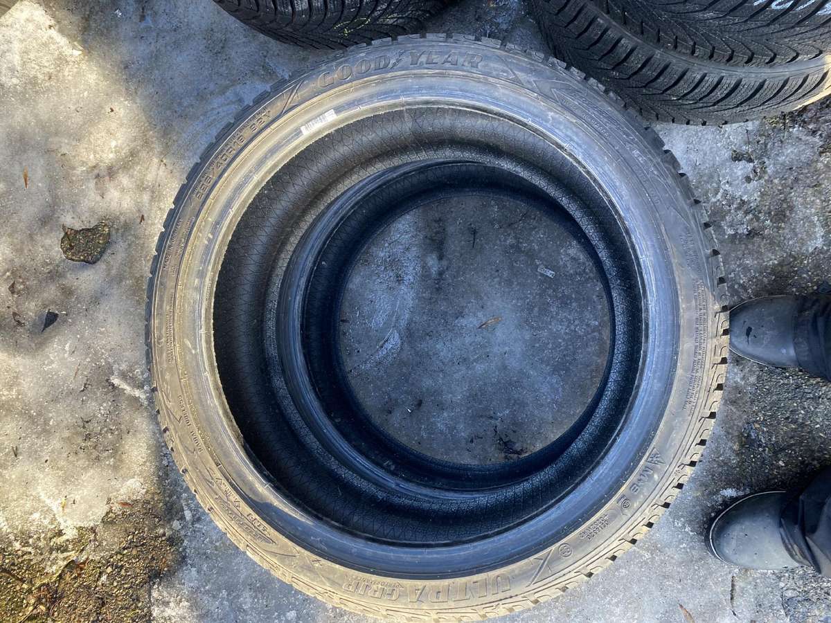 Goodyear UltraGrip performance, зимние 225/40 R18