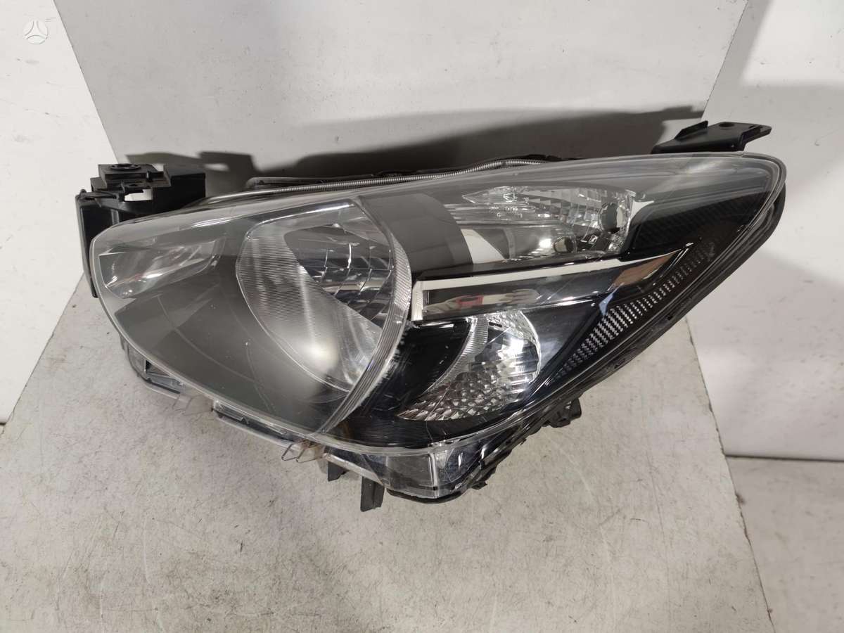 Mazda 2, DB5J51030 DB5J51040, lights