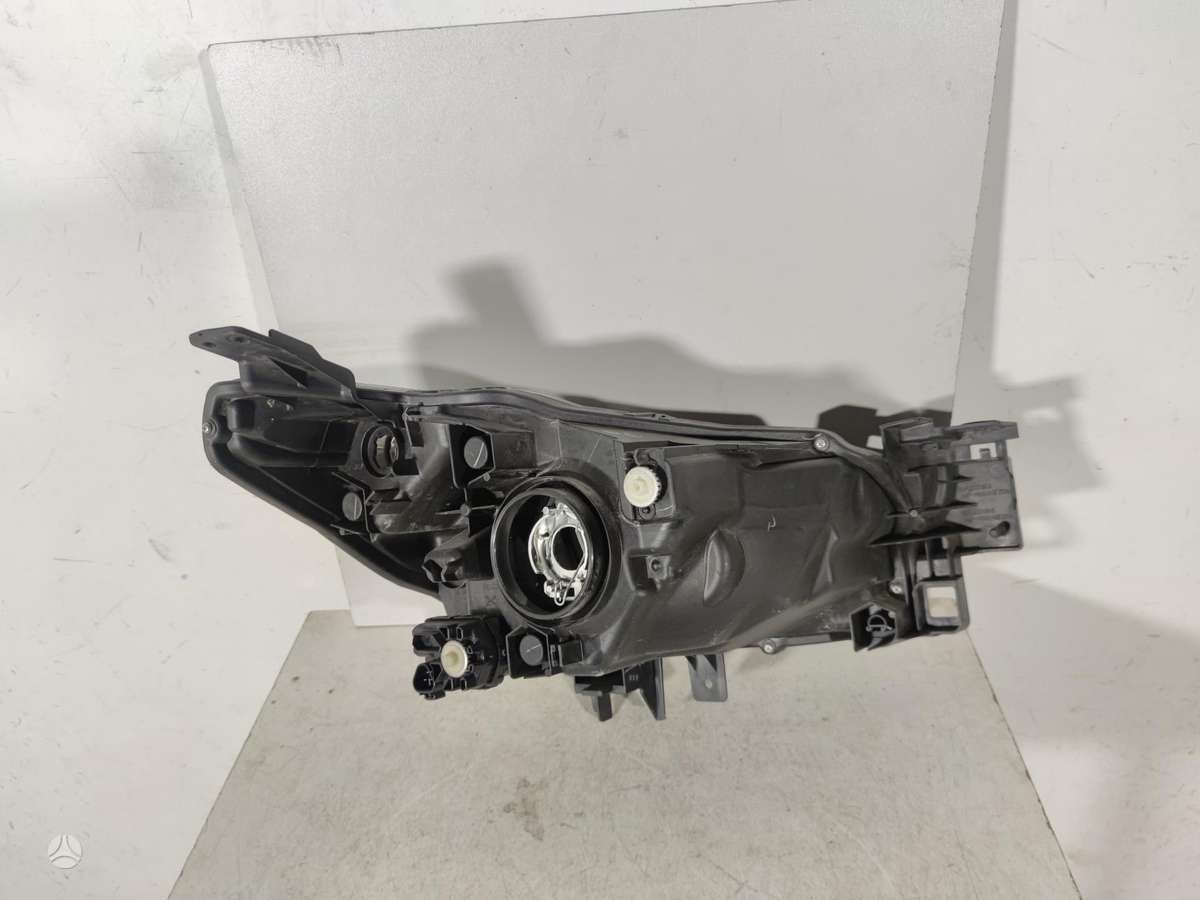 Mazda 2, DB5J51030 DB5J51040, lights