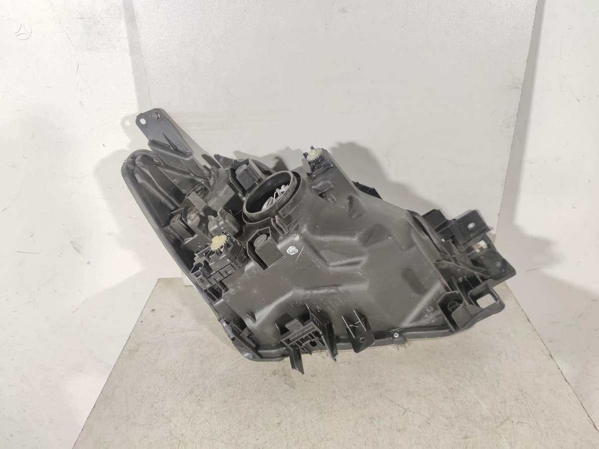 Mazda 2, DB5J51030 DB5J51040, lights