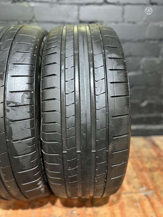Pirelli P Zero PZ4, летние 245/45 R20