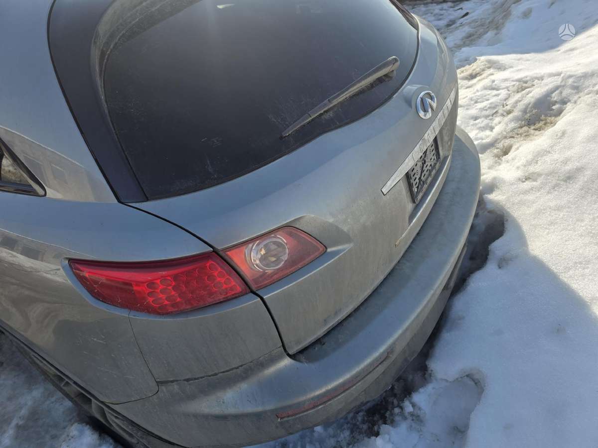 Infiniti FX35 Variklis dalimis