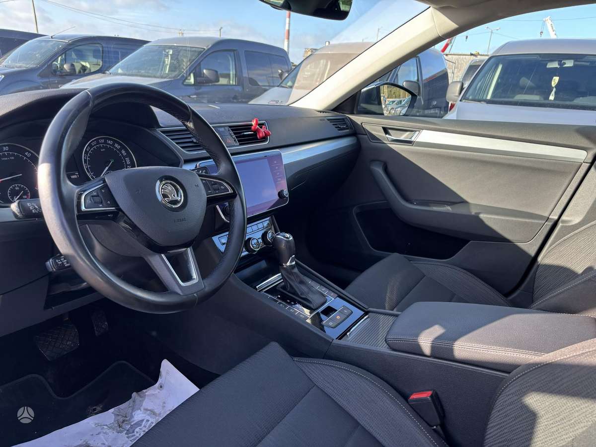 Skoda Superb, 2.0 l., Хэтчбек