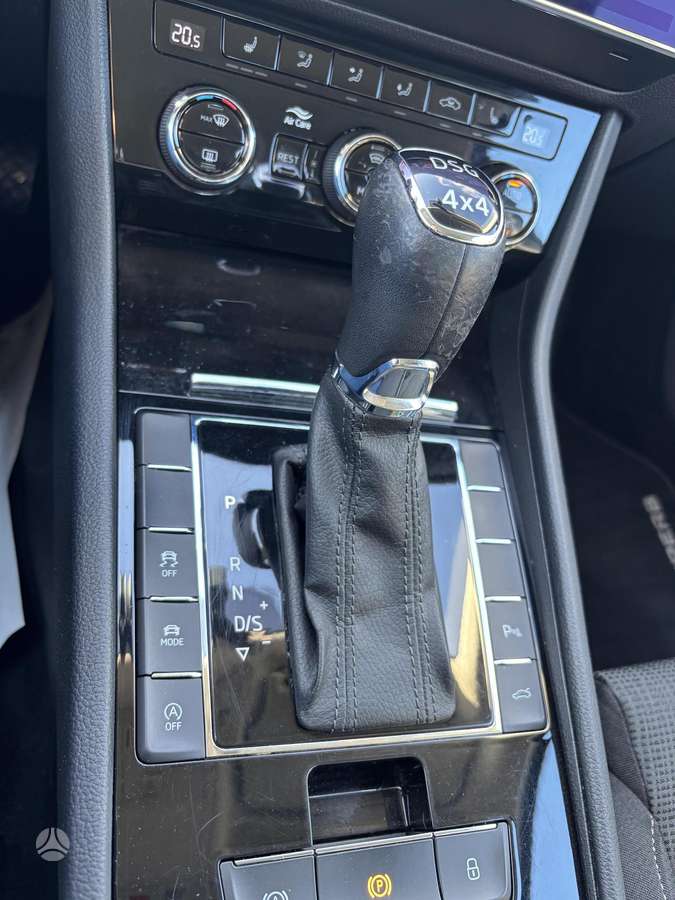 Skoda Superb, 2.0 l., Хэтчбек