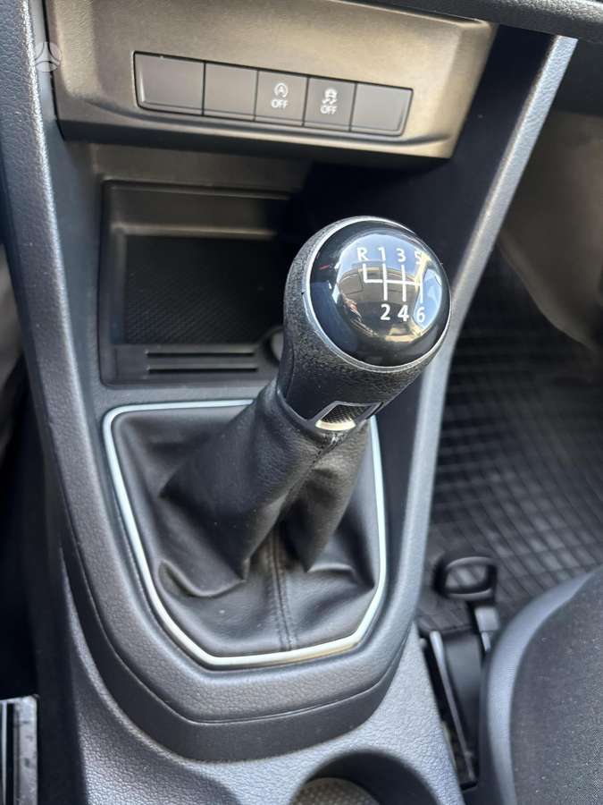 Volkswagen Caddy - 11