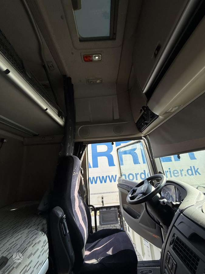 DAF XF106, double sleeper
