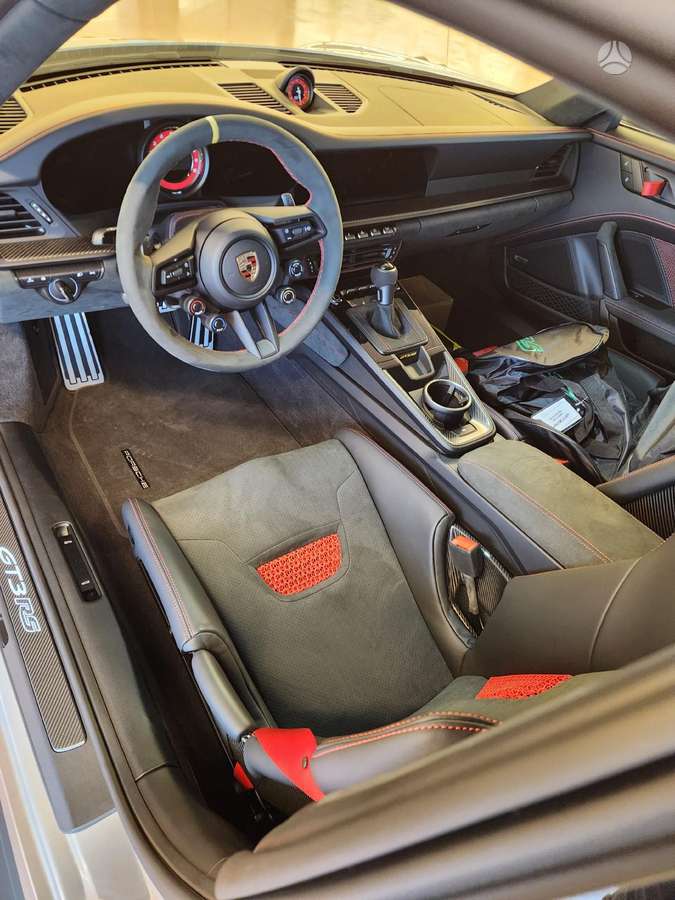 Porsche 911 - 12
