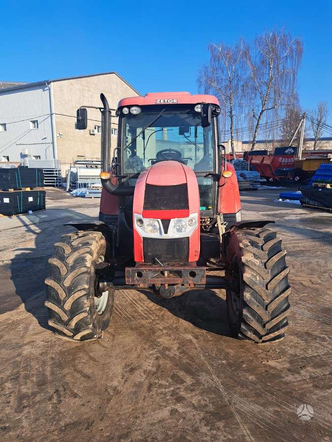 Zetor Forterra 135, traktoriai