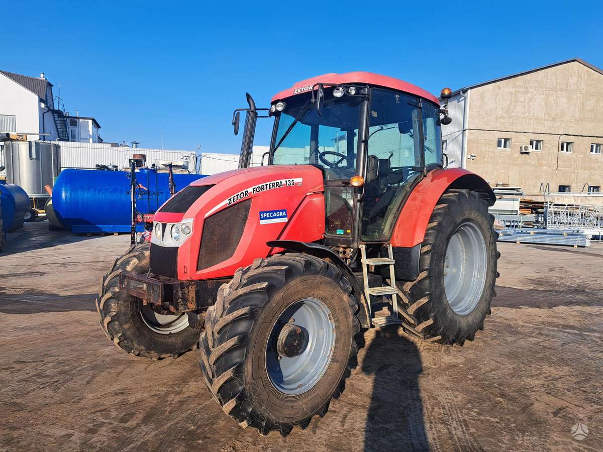 Zetor Forterra 135, traktoriai