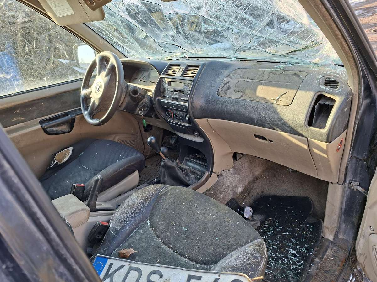 Nissan Terrano dalimis