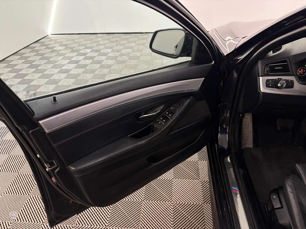 BMW 520, 2.0 l., Универсал