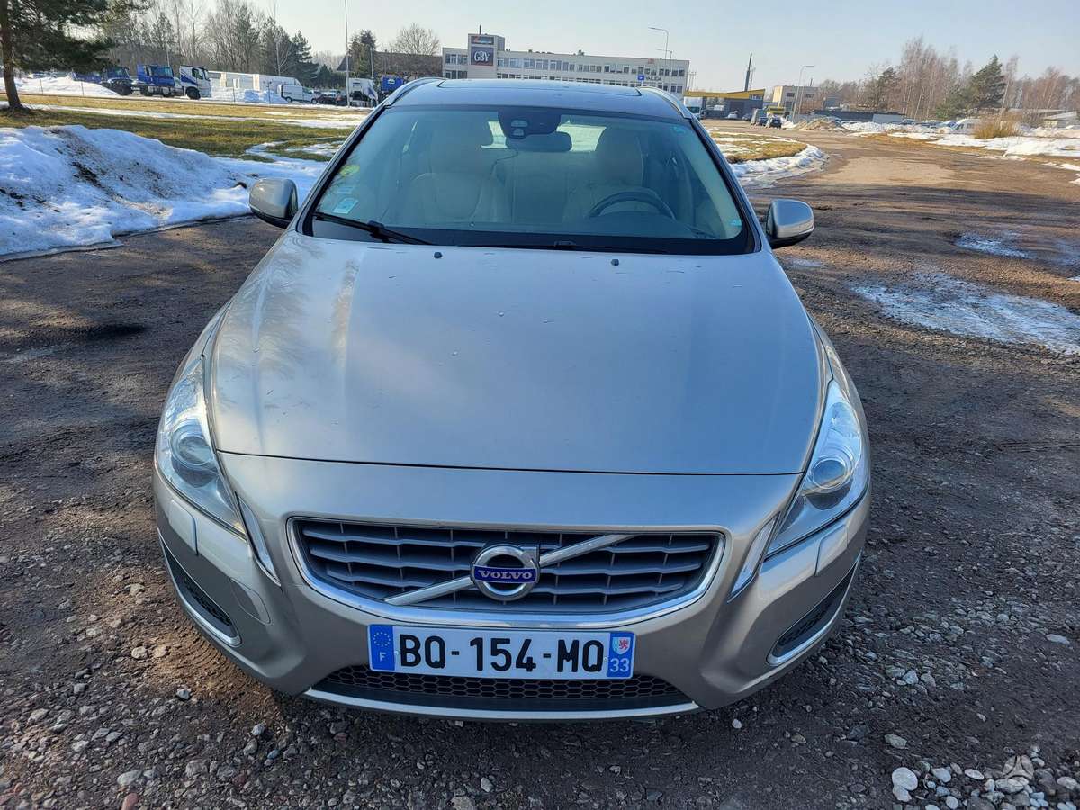 Volvo V60, 2.0 l., Универсал