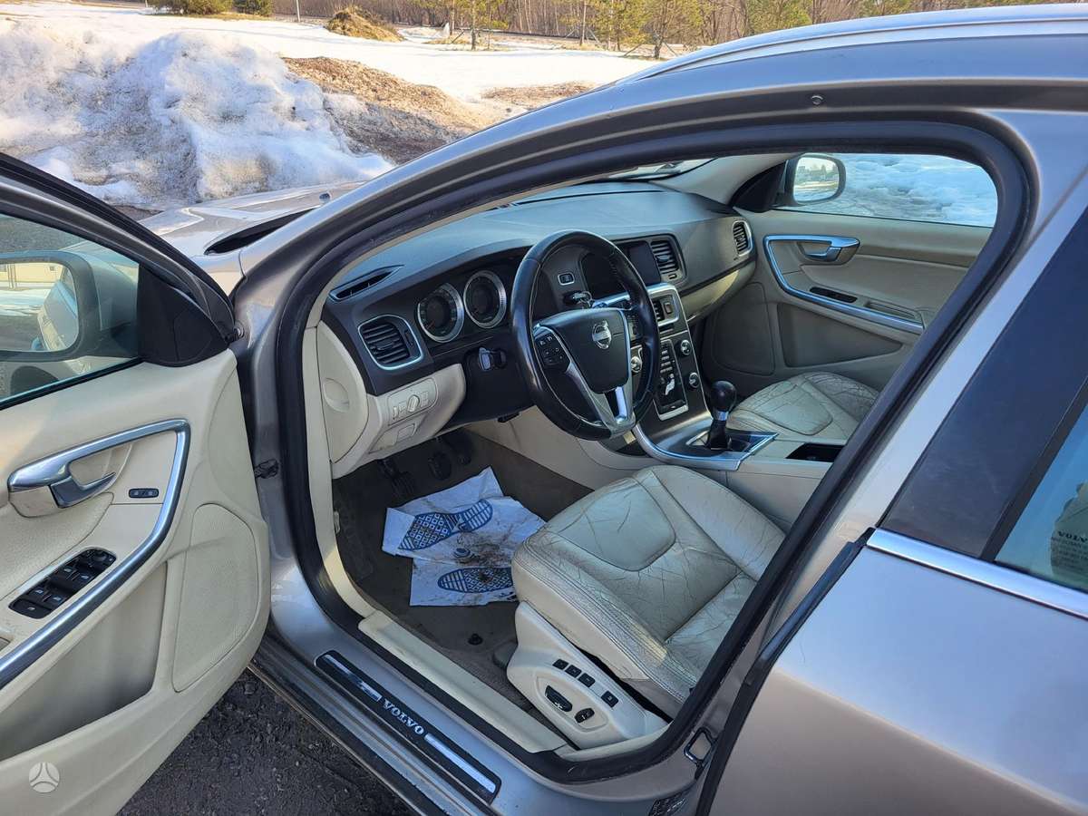 Volvo V60, 2.0 l., Универсал