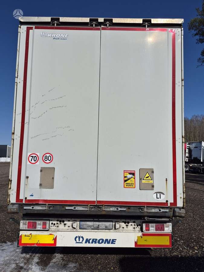 Krone SD Nuoma/Lizingas, užuolaidinės / tentinės