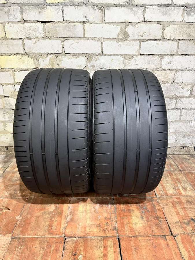 Pirelli P Zero PZ4, летние 305/30 R21