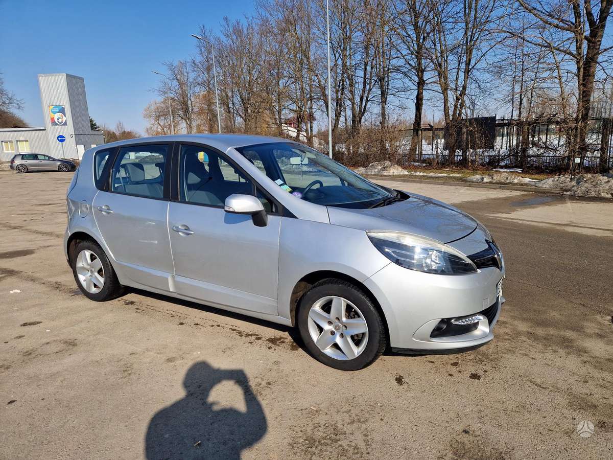 Renault Scenic - 2