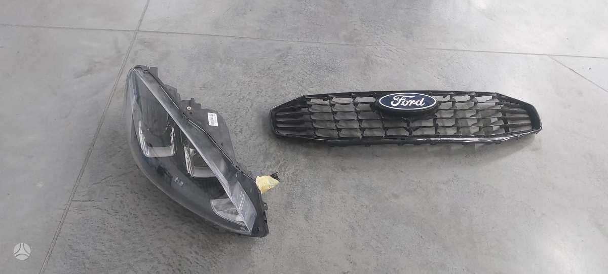 Ford Puma lights