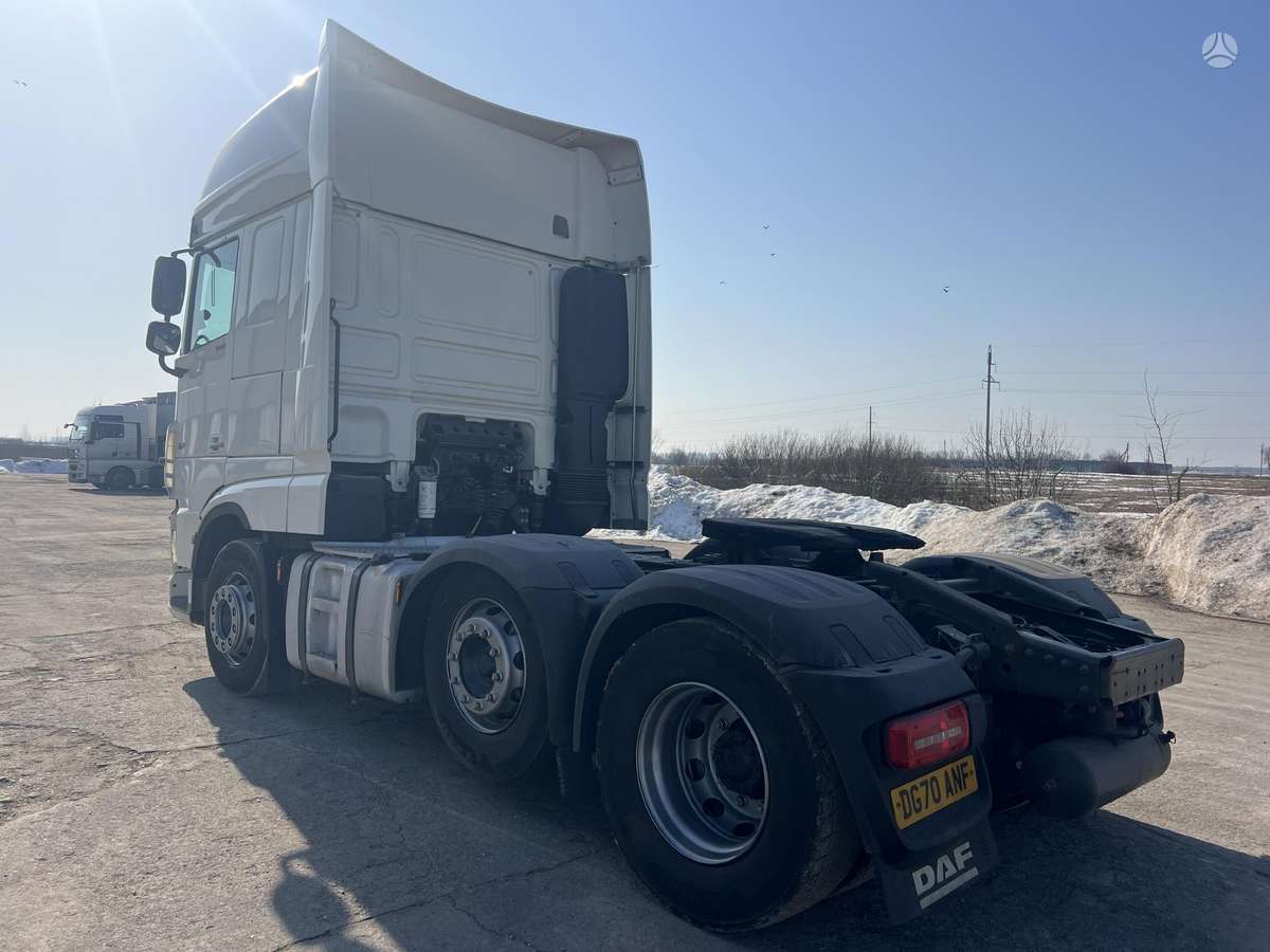 DAF XF 106-530, double sleeper