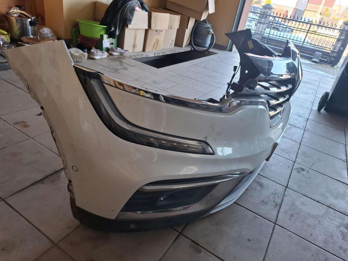 Renault Koleos Tik kas nuotraukose