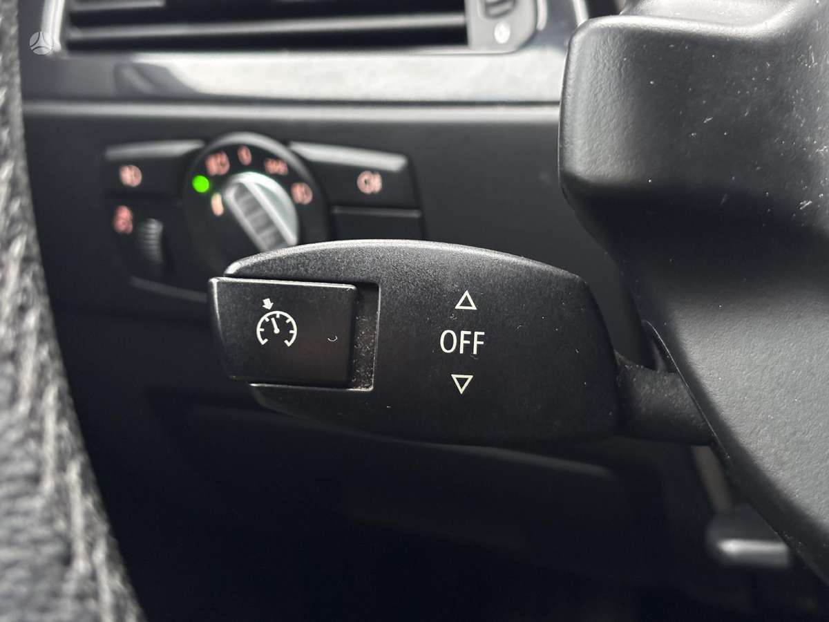 BMW 520, 2.0 l., universalas