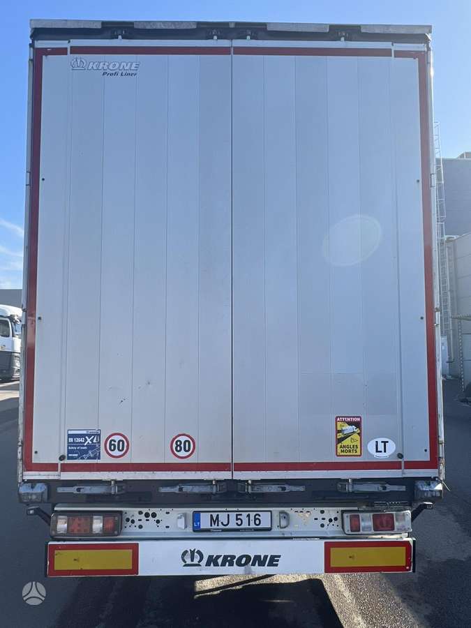 Krone SD, užuolaidinės / tentinės