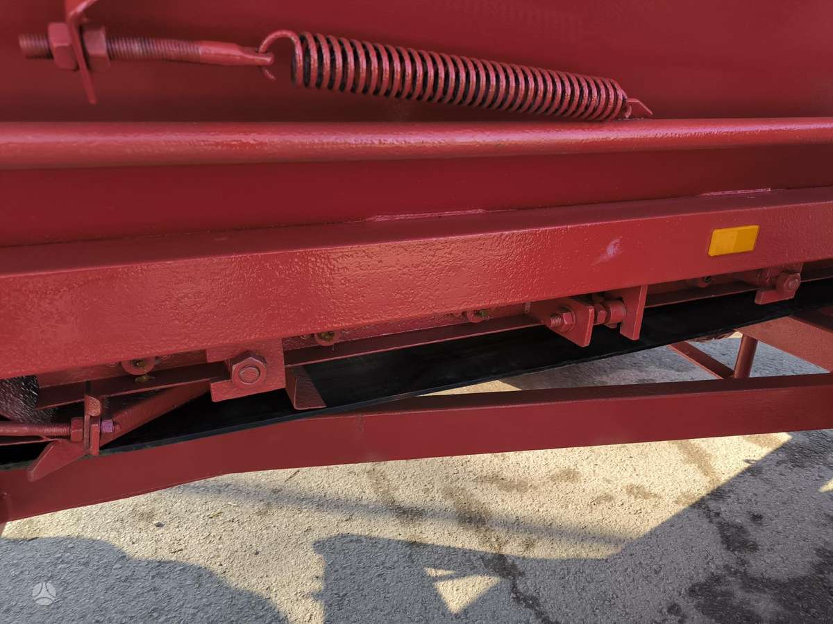 Bredal B50, spreaders