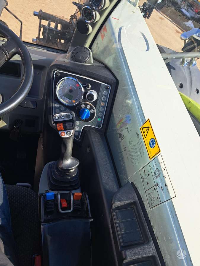 Claas Scorpion 7055, self-propelled loaders