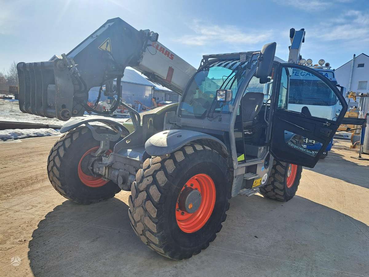 Claas Scorpion 7055, self-propelled loaders