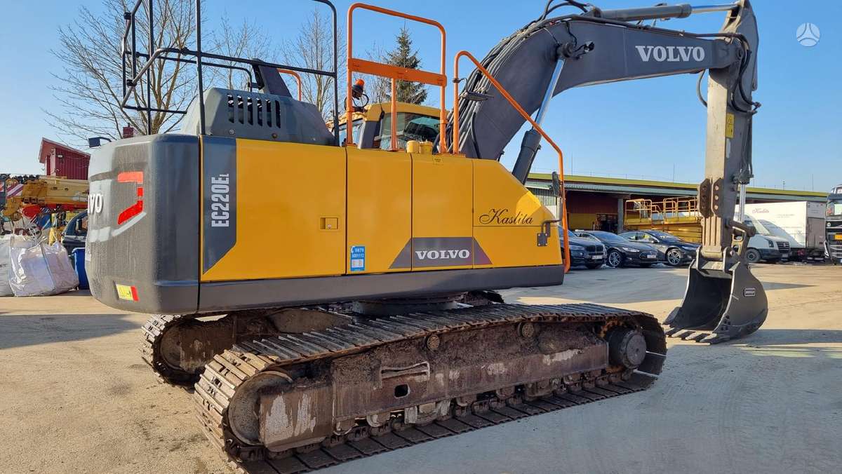 Volvo EC 220 EL, ekskavatori