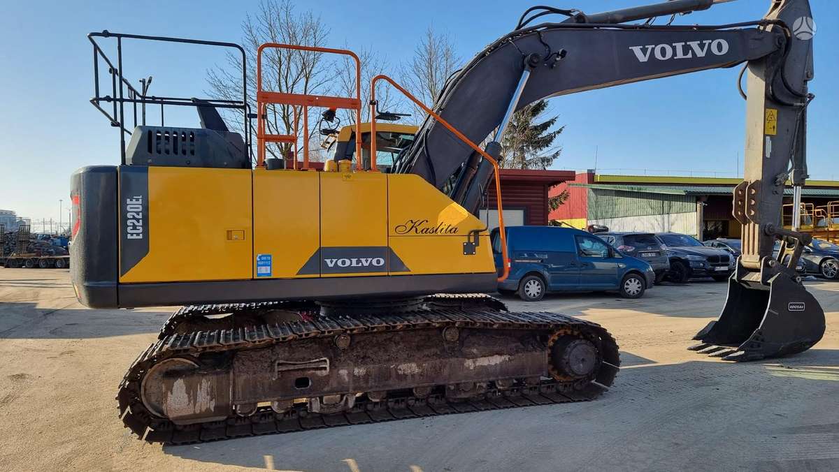 Volvo EC 220 EL, ekskavatori