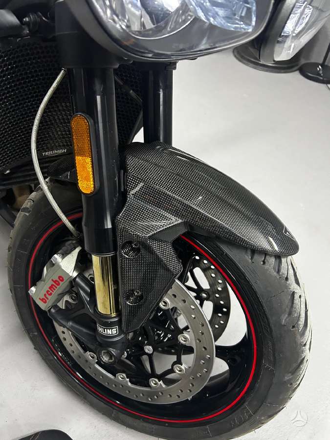 Triumph Speed Triple 1050cc, street / classic