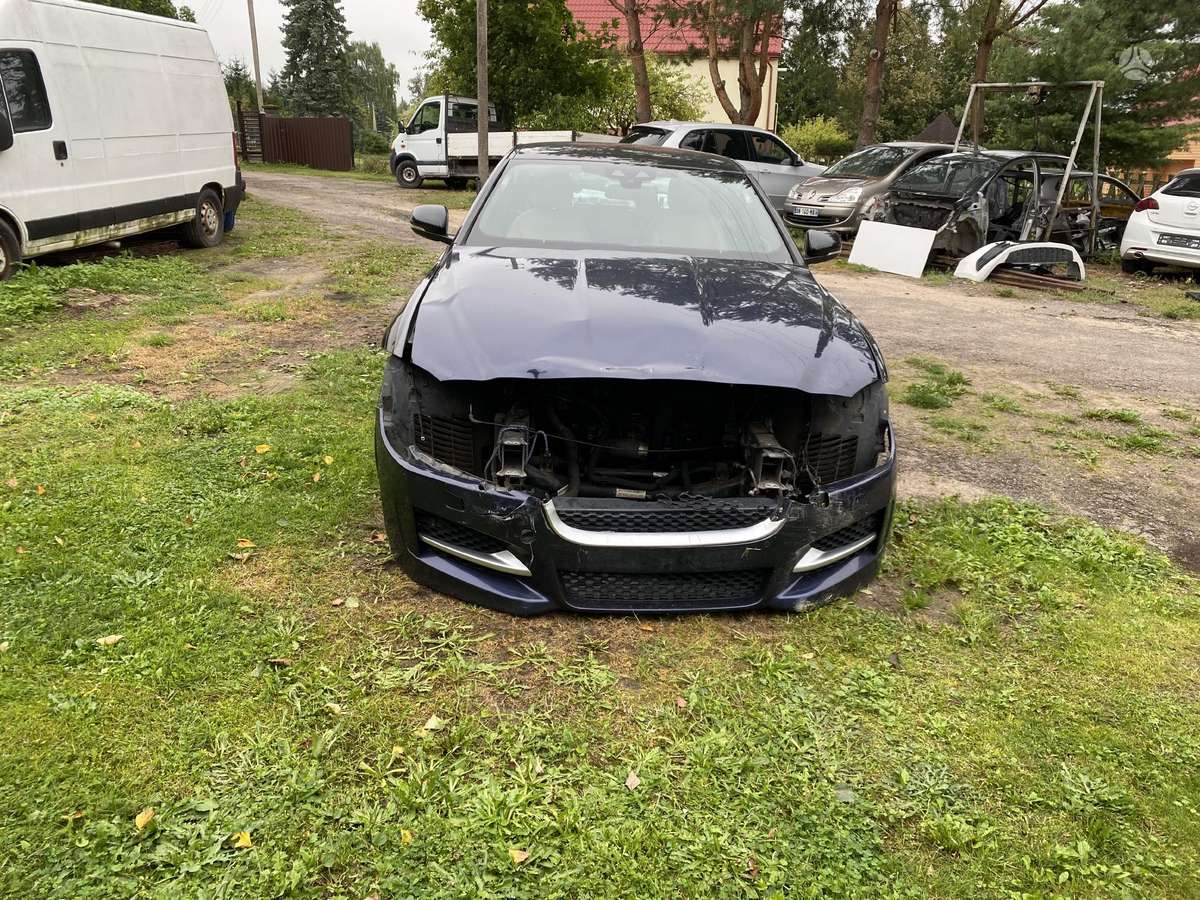Jaguar XE, Kebulo dalys, детали кузова