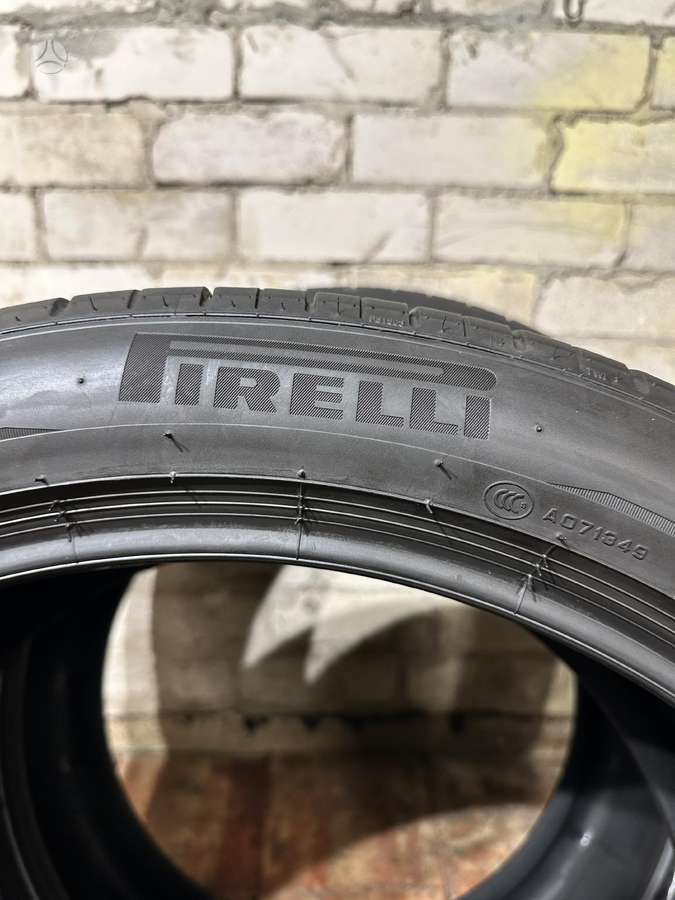 Pirelli P Zero PZ4, летние 325/35 R22