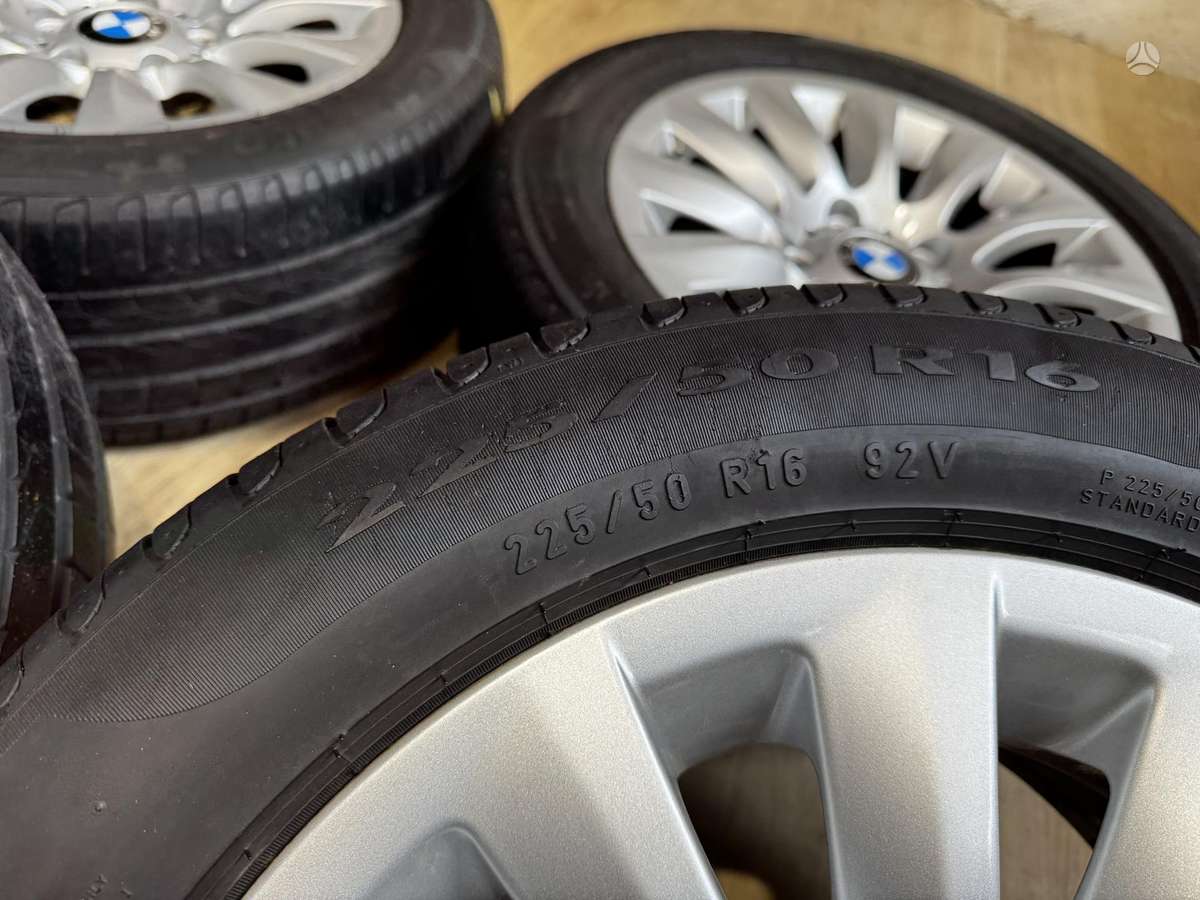 BMW 3 serija E90 su padangomis, light alloy, R16