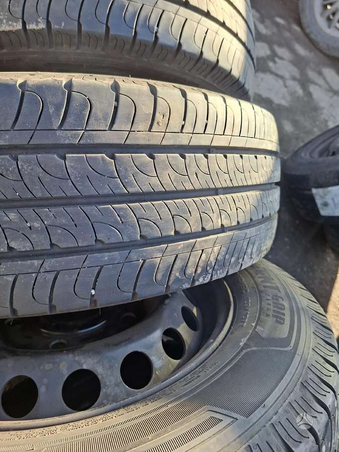 Goodyear, summer 215/65 R16