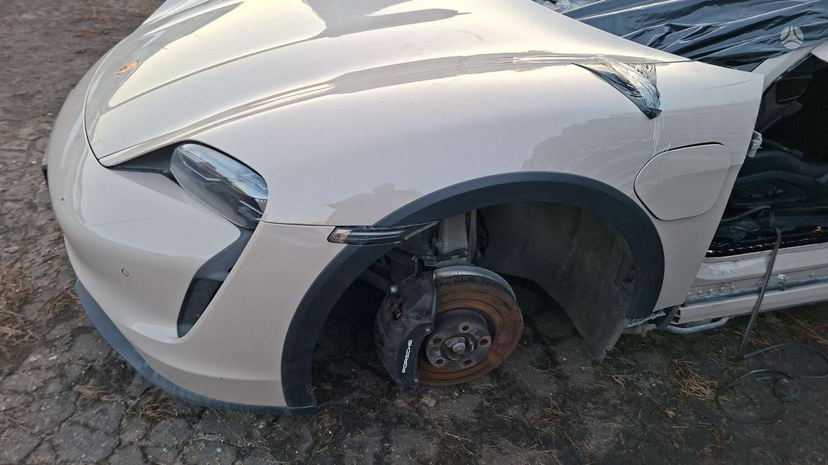 Porsche Taycan детали кузова