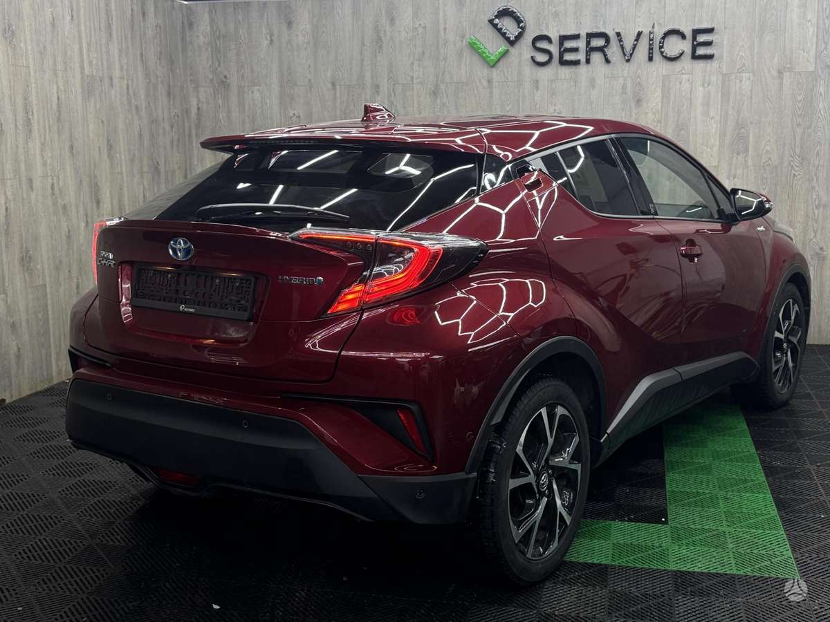 Toyota C-HR - 5