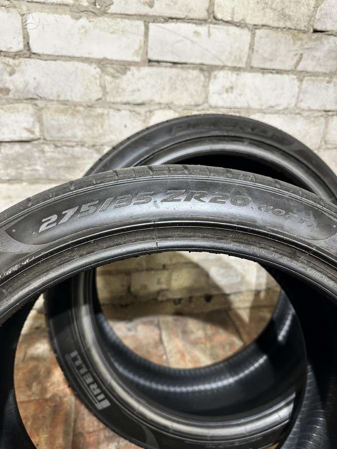 Pirelli P Zero PZ4, летние 275/35 R20