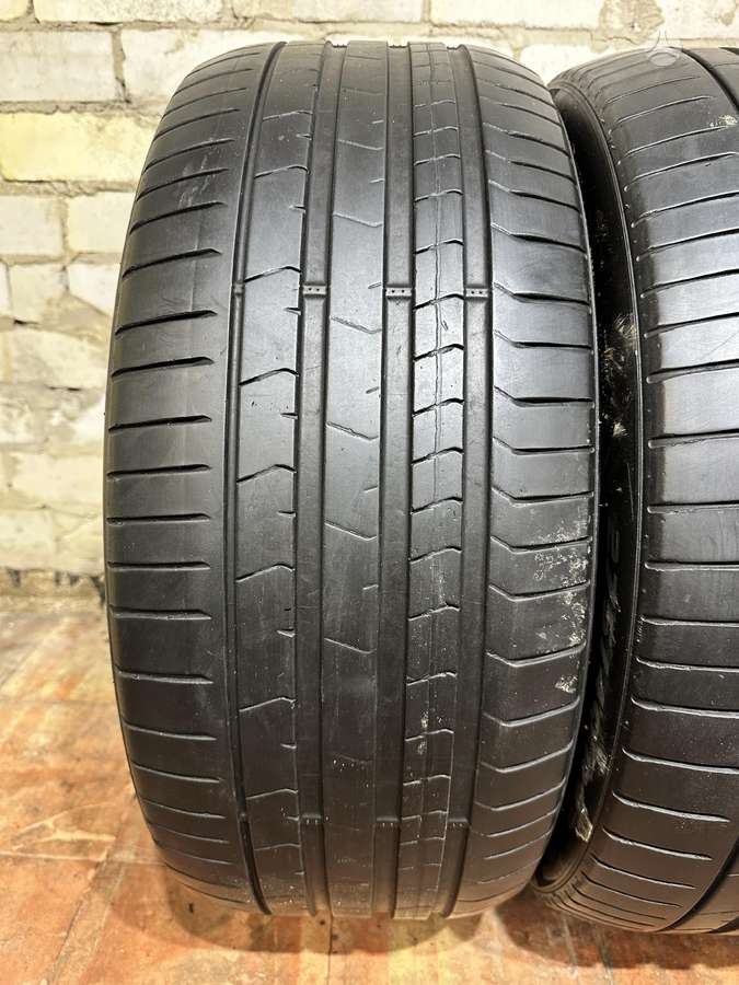Pirelli P Zero PZ4, vasarinės 275/40 R22